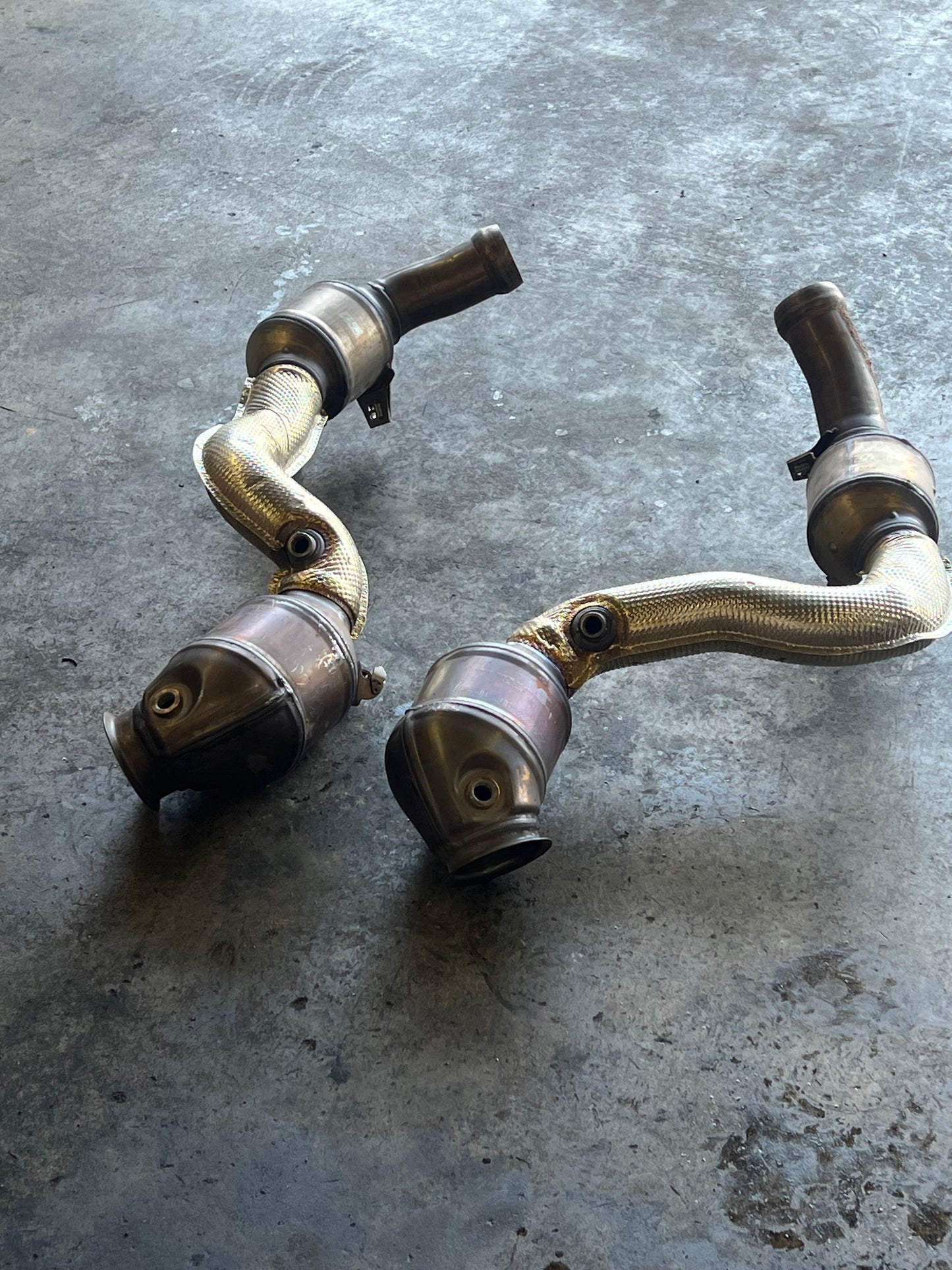 Factory OEM cats removed from Mercedes W213 E63S AMG M177