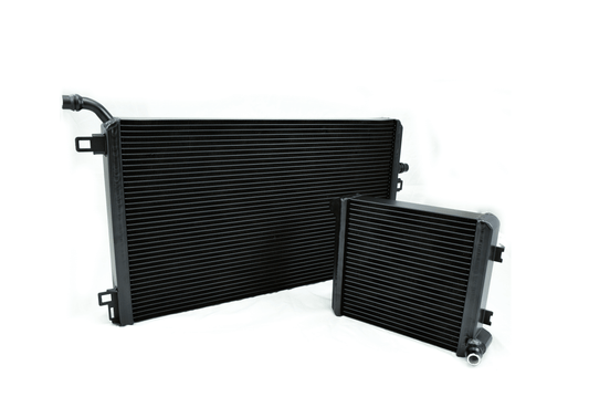 Front and auxiliary heat exchanger cooling bundle for Mercedes-AMG C63 C63 S W205 M177