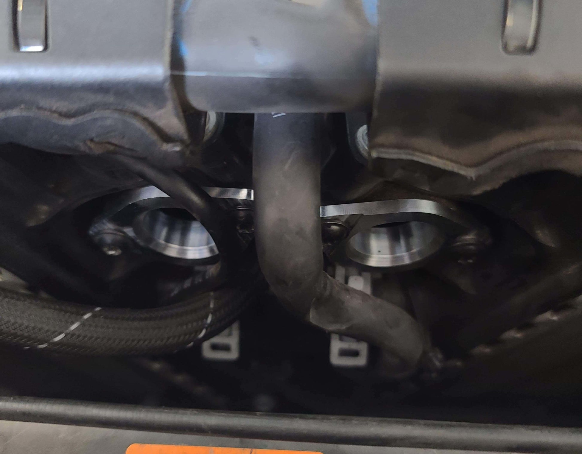 VTA adapters installed on Mercedes-AMG C63 M177 twin-turbo engine