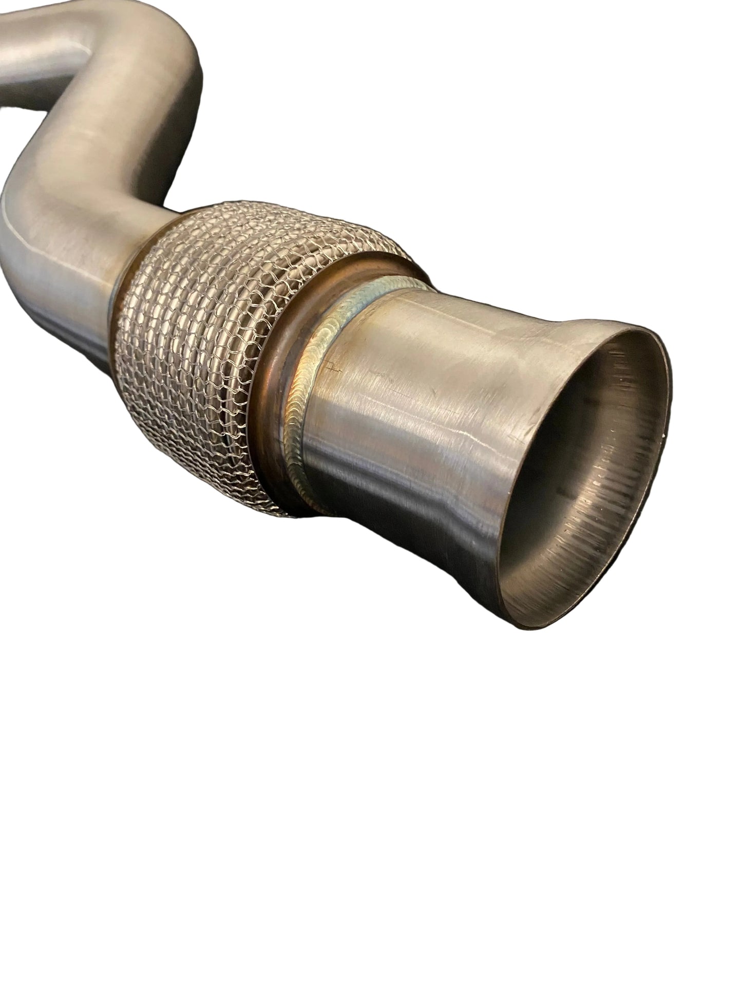 Detail view of the Mercedes-AMG CLA45 / GLA45 M133 catless downpipe stainless construction