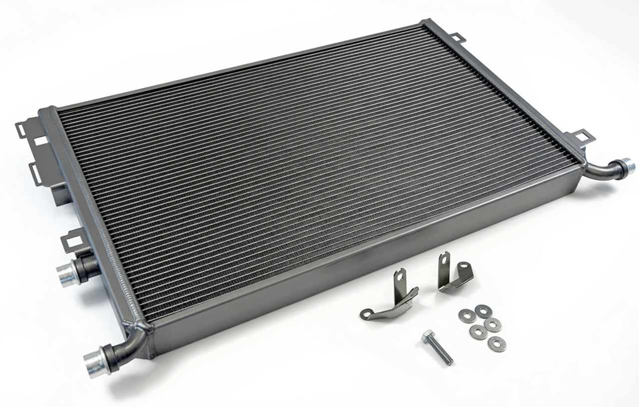 Front mount heat exchanger for Mercedes-AMG C63 and C63 S with the M177 4.0L BiTurbo V8