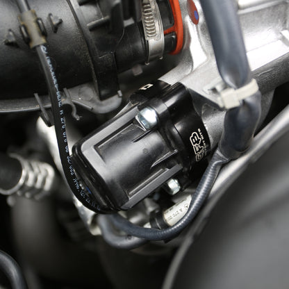 GFB DV+ T9358 diverter valve installed on Mercedes-Benz turbo engine
