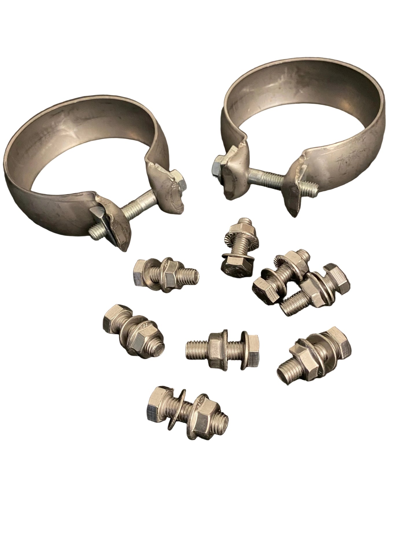V-band clamps and hardware included with Heat Shielded Catless Downpipes for E63 E63S W213
