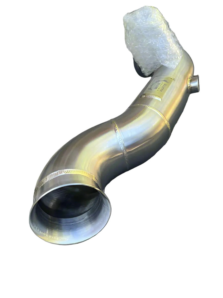 Mercedes C300 M274 downpipe kit showing correct O₂ bung placement and bolt-on fitment