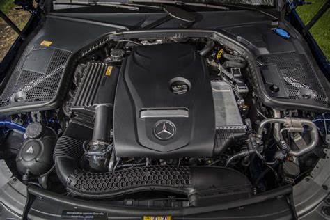 Genuine Mercedes-Benz Engine Air Filter | OEM 2740940104 For C300/E300/GLC300 2015-2019