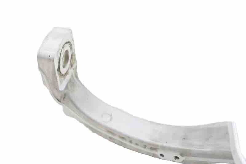 Steering arm of the Mercedes W205 C300 C350e front left spindle knuckle assembly