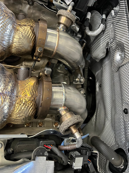Installed catless downpipes on Mercedes-AMG M177 with correct O2 sensor orientation